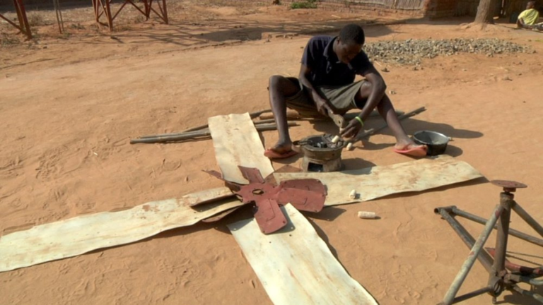 William Kamkwamba, Tekadnya Mengubah Masa Depan Masyarakat!